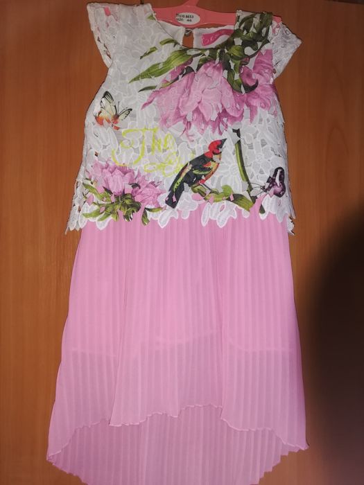 Рокли за принцеси, дънки, панталони.