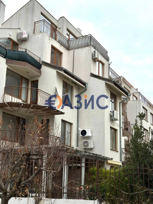 Продава се Двустаен апартамент в Свети Влас - 65 кв.м за 1137 €/кв.м - Снимка #9