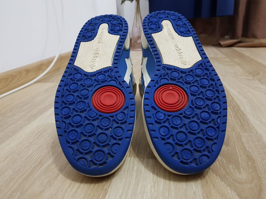 Adidași Adidas mărimea 43-43,5 Nike