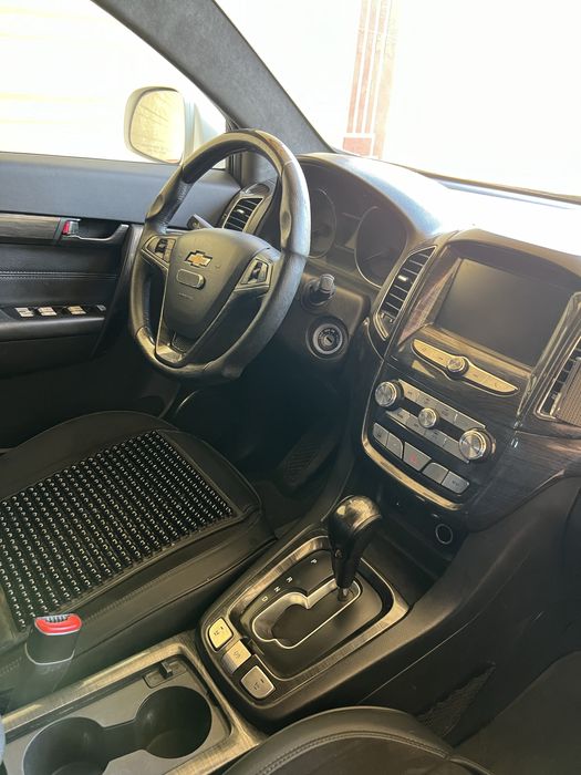 Автомобиль Каптива сотилади