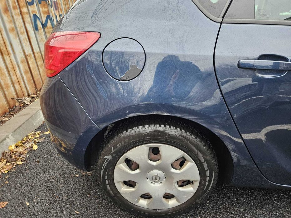 OPEL Astra 2011 — imagine 4