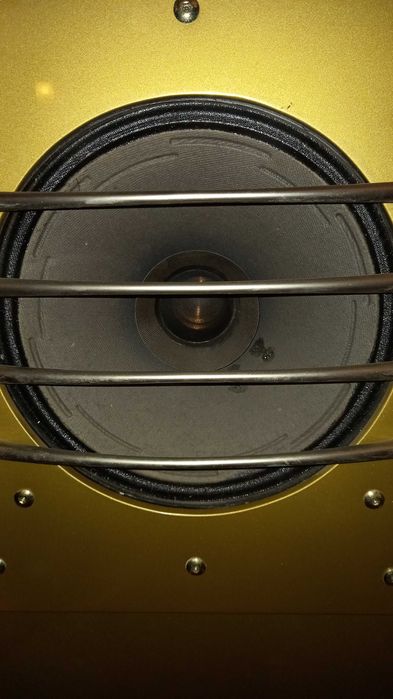 Kinap Lomo 4A-32 Тон колони