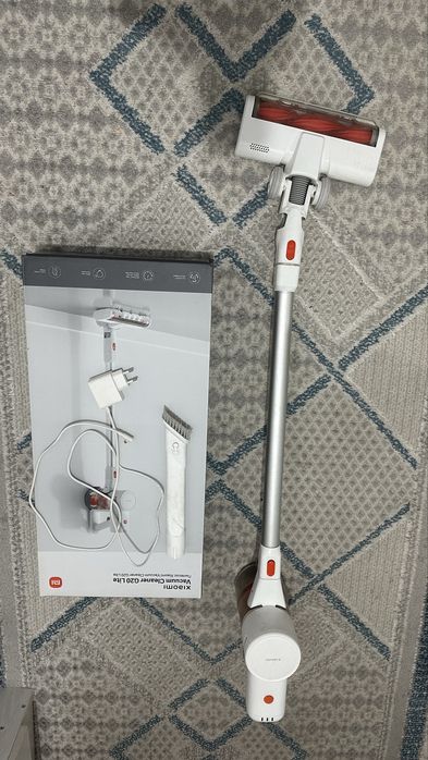 Продам беспроводной пылесос Xiaomi Vacuum Cleaner G20 Lite