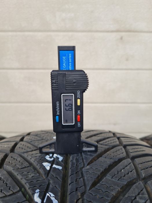 Зимни гуми 4 броя GOODYEAR UltraGrip8 245 45 R19