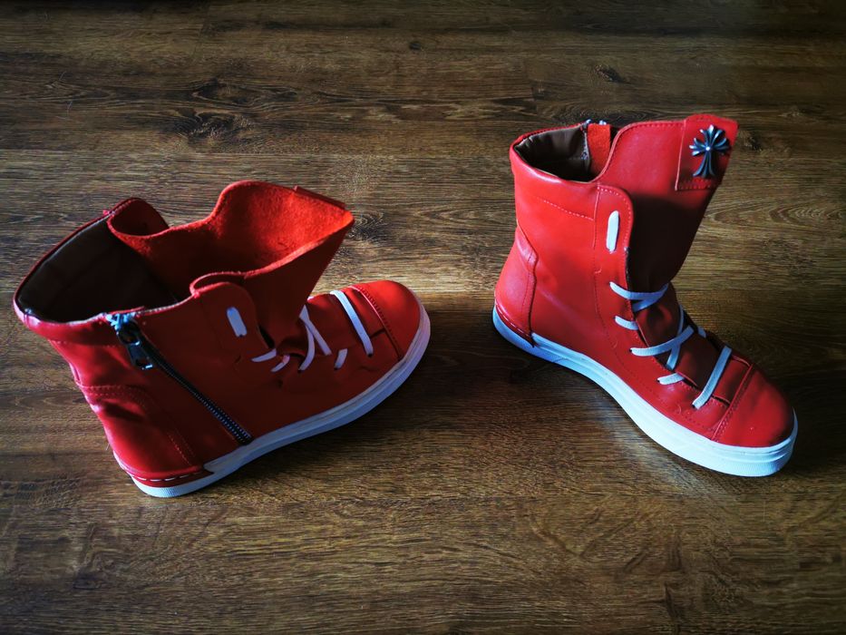 Дамски червени кецове