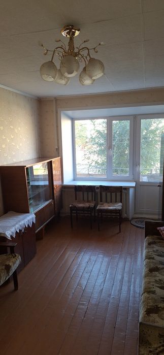 Продам 1 комн., 13 мкр., 3этаж.