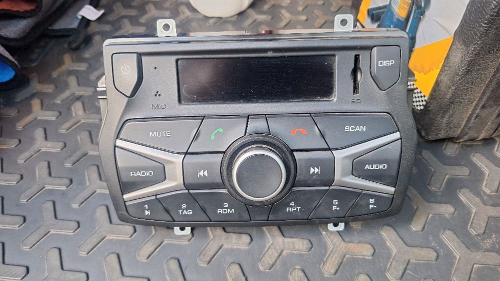 Штатная магнитола лада веста