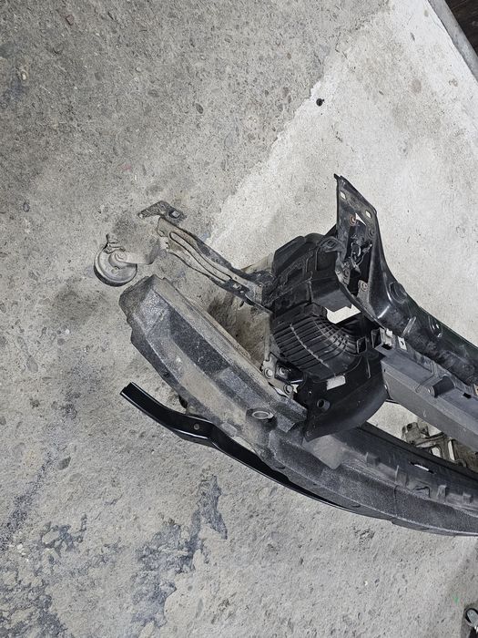 Маска бмв ф20 bmw f20 maska челен удар очиларка ochilarka