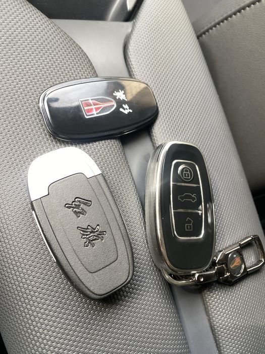 Чехол для ключа Хончи Hongqi Eqm5 черный