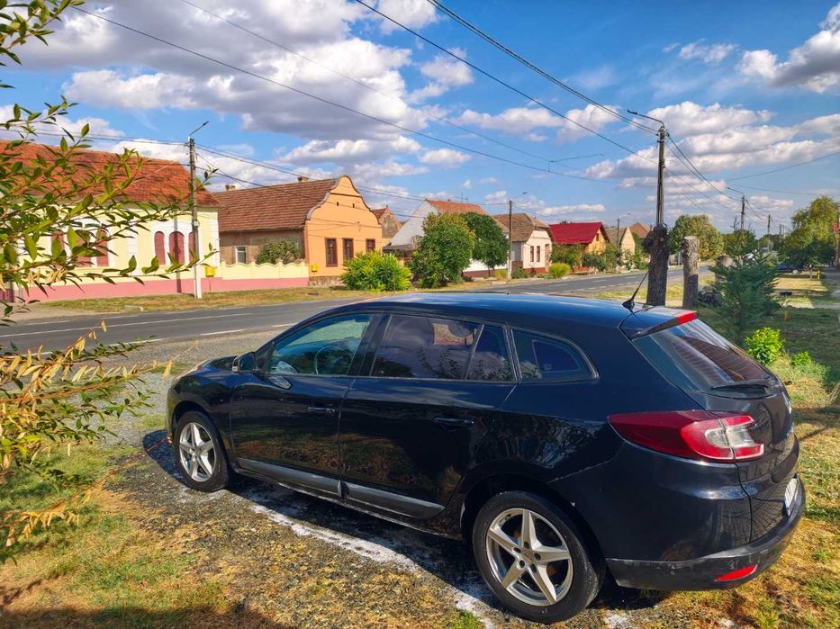 RENAULT Megane 2012 — imagine 1