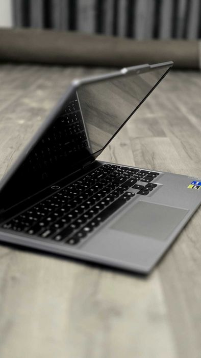 Vând Lenovo LOQ 15IRX10 ca nou