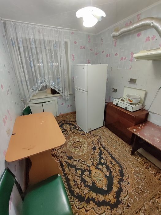 Продается 2-комн (5-12, 9 эт)