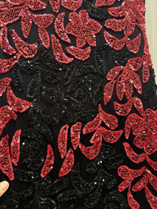 Вечернее платье в отличном состоянии