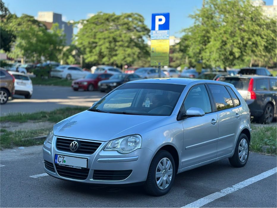 Vând Volkswagen Polo 9N { 2007 }