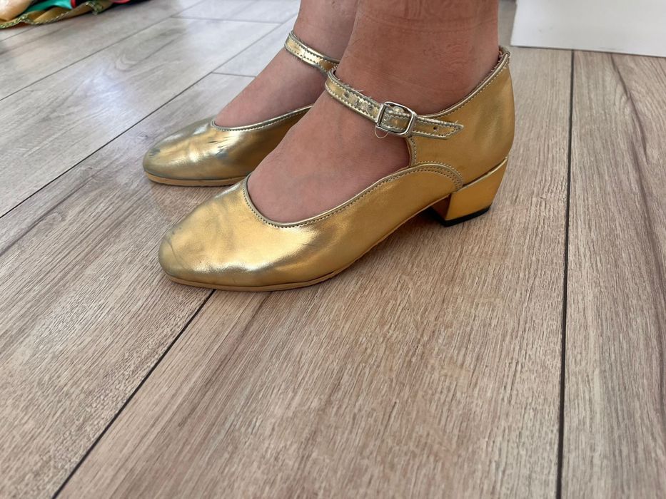 Туфли для танцев