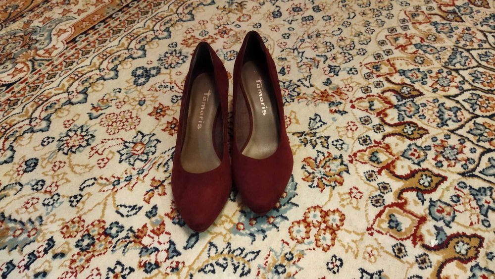 Замшевые туфли Tamaris