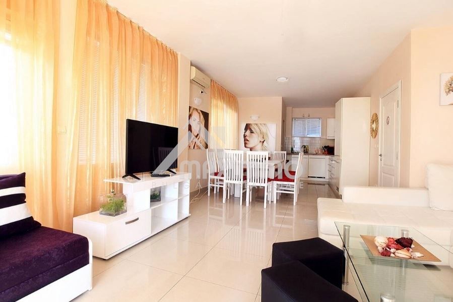 Продава се Къща в Балчик - 465 кв.м за 1054 €/кв.м - Снимка #4