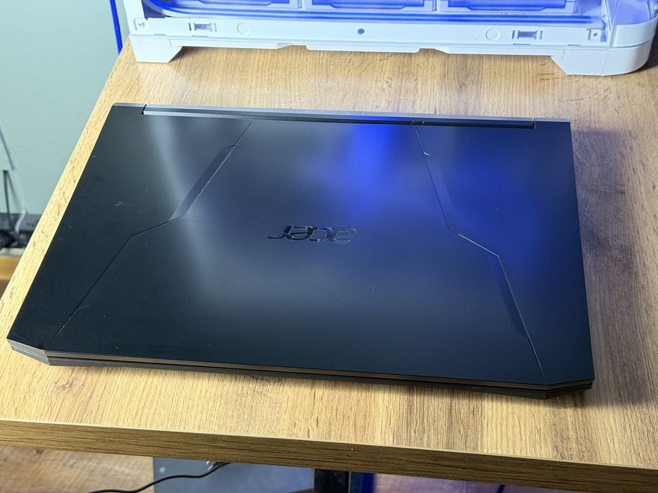 Ноутбук Acer Nitro (для игр и работы)
