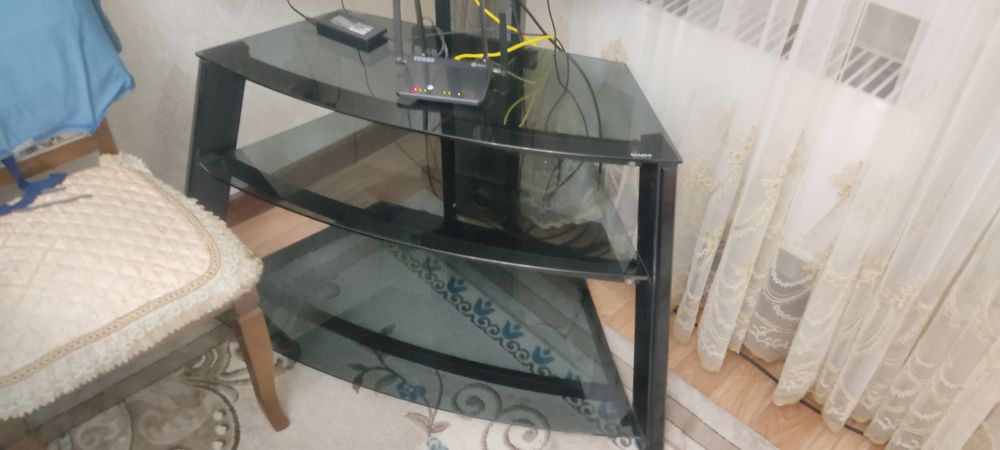 Подставка для телевизора