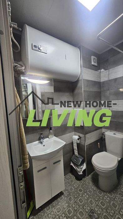 Продава се Тристаен апартамент в Пловдив, Южен - 100 кв.м за 1071 €/кв.м - Снимка #4