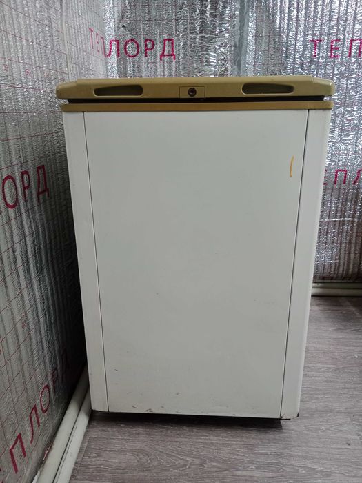 Продам морозильную камеру