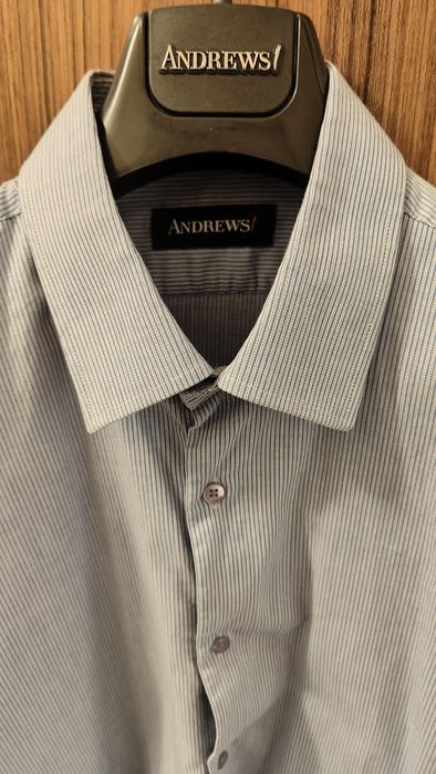 Риза на Андрюс L и на Tudors, M, всяка по 5  евро или двете за 8 евро