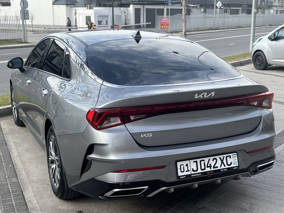 Самолет Kia K5 атмосферная