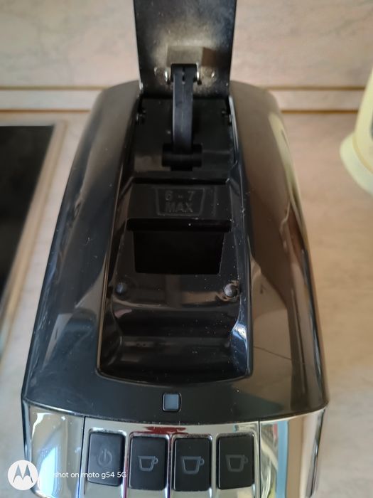 Почти нова кафемашина за капсули Tchibo Saeco CafissimoTuttocaffe 8602