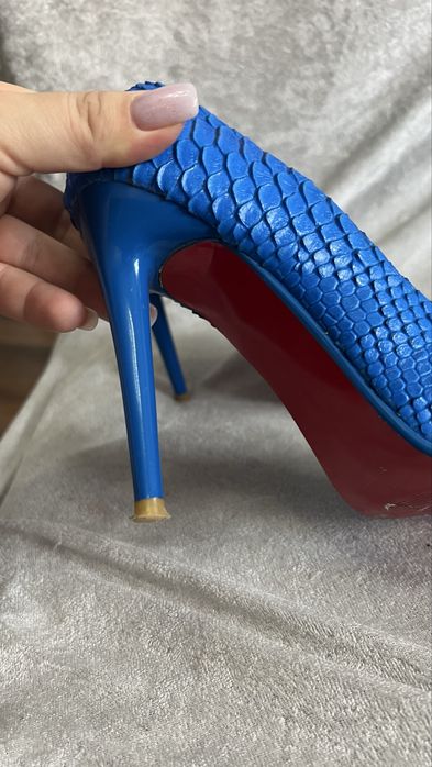 Продам очень красивые туфли