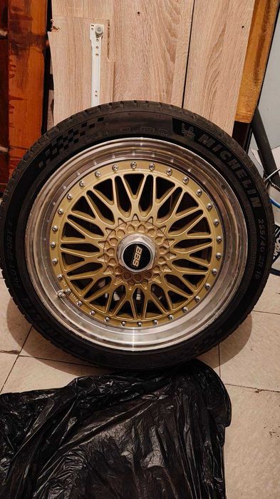 Michellin Pilot Sport 5 - 255/40/R19 DOT 4024 с джанти BBS