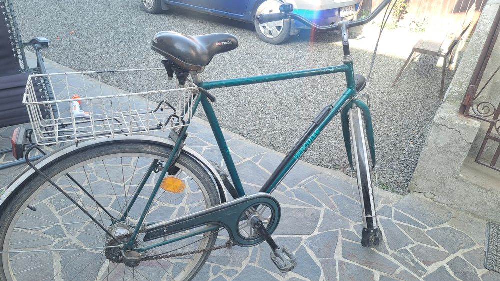 De vânzare bicicleta