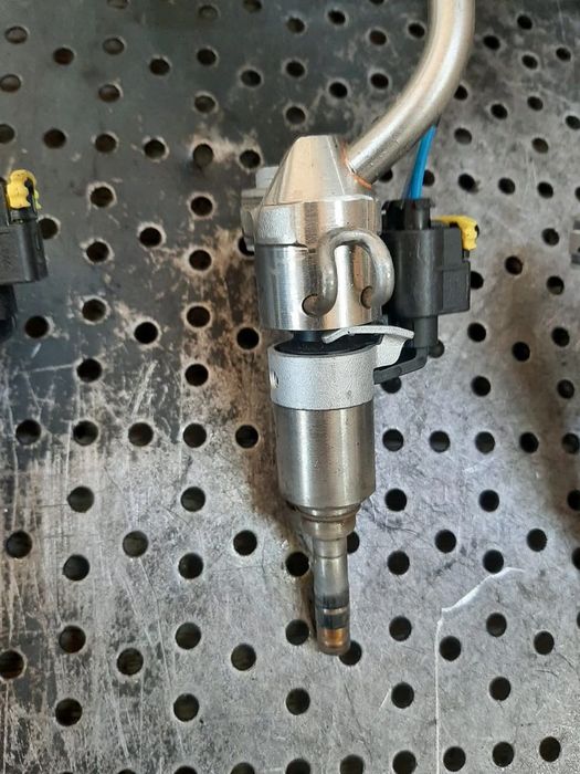 injector 1.5 t b 15e4e mg hs 0261500712