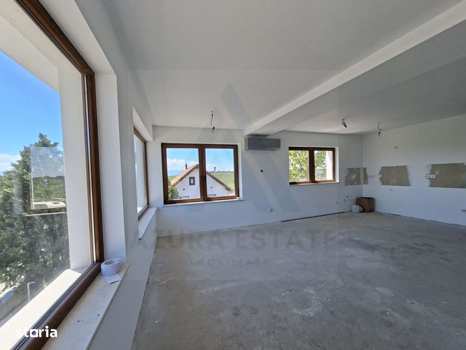 Casa premium 4 camere 2 bai pivnita filigorie teren 550 mp Sura Mare