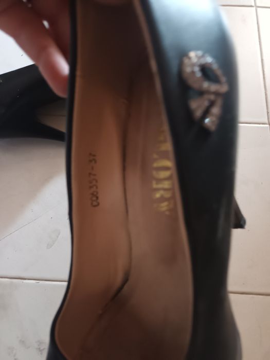 Официални обувки