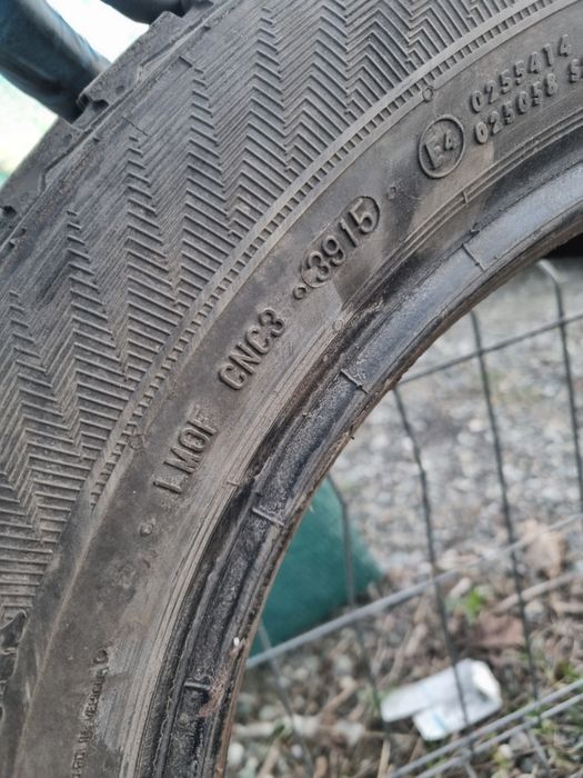 1 x Buc Anvelopa iarna 205/55/R16 91T Gislaved DOT 2015 Montaj inclus.