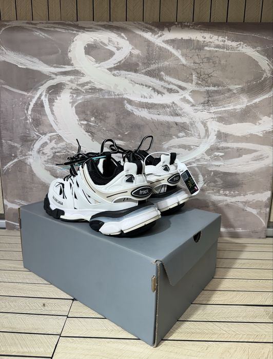 Balenciaga Track White Black