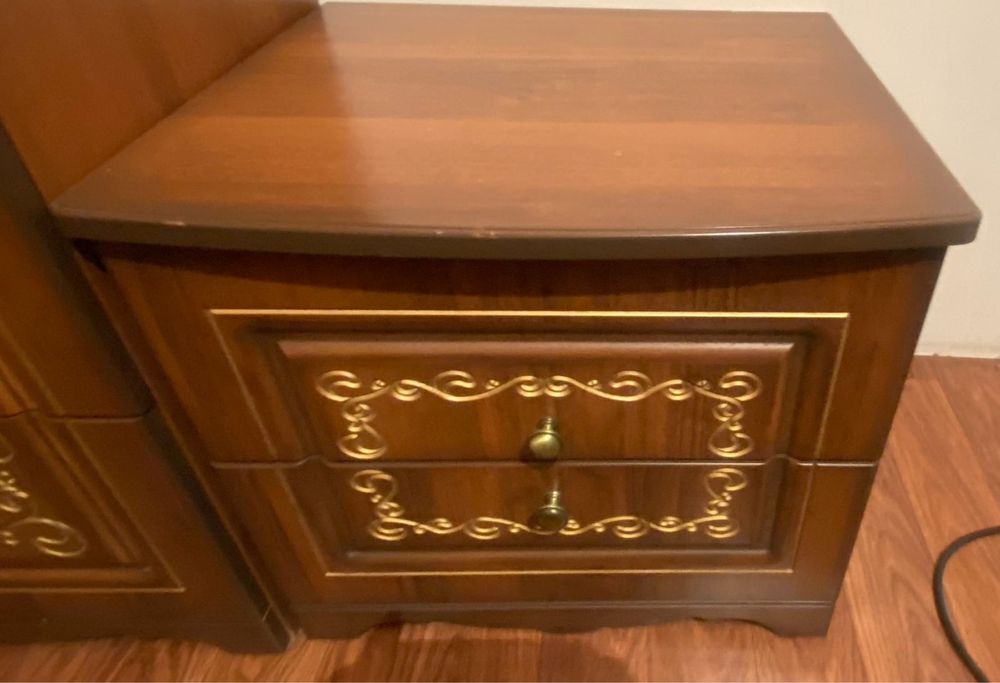 Продается Спальный гарнитур