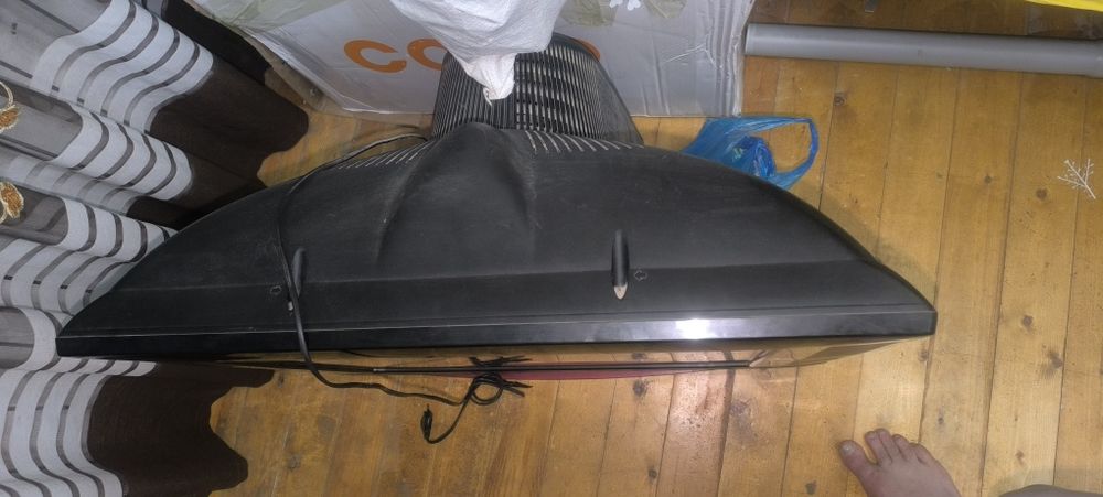 Televizor kg xolati yaxshi tuneri bn