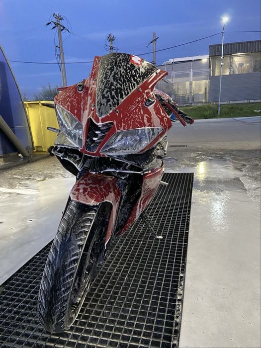 Yamaha yzf125+casca MT thunder4(cadou)