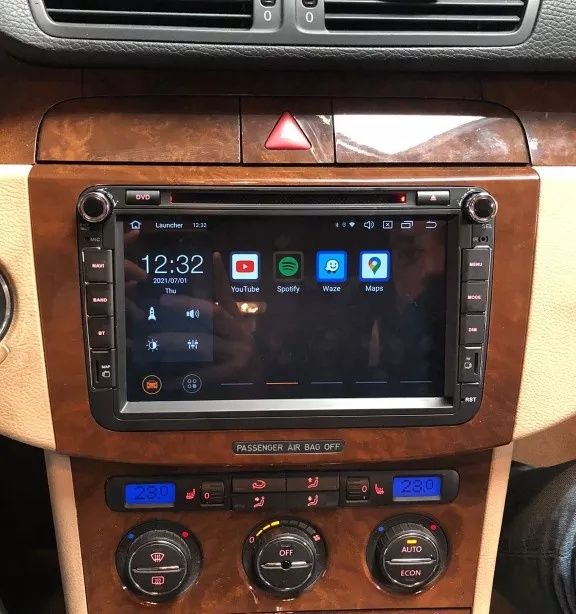 Navigatie Vw Passat,Golf,Tiguan,Jetta,Amarok,Touran,Sharan,Skoda,Seat