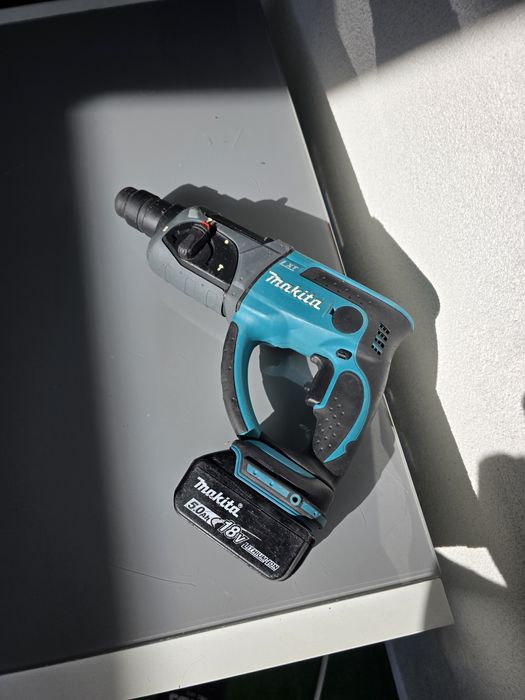 Rotopercutor Makita DHR202