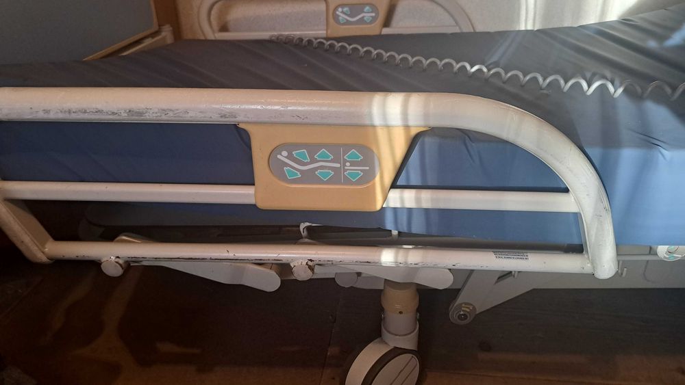 Pat de spital electric 3 funcții