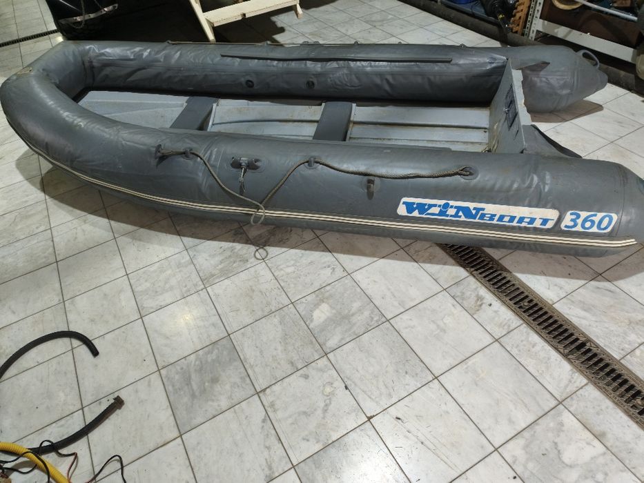Продам лодку б/у