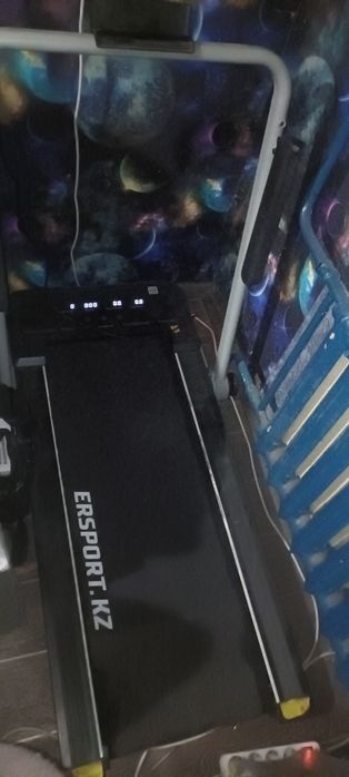 Продам беговую дорожку