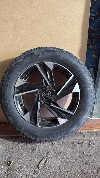 Продам комплект дисков +резина