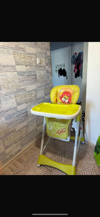 Стульчик для кормления