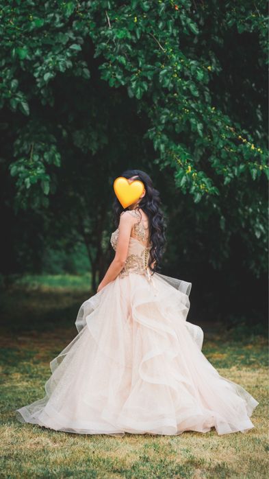 Абитуриентска рокля