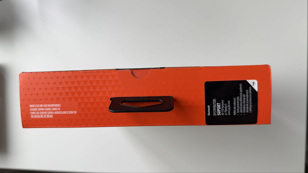 Слушалки JBL TUNE 520 BT, Чисто нови, Неразопаковани, Черни, Bluetooth