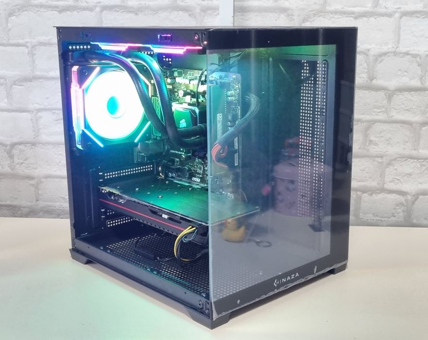 Unitate PC Gaming: Ryzen 5 2400G/16GB RAM/GTX 1080 8GB/240GB SSD/1TB HDD/ARGB