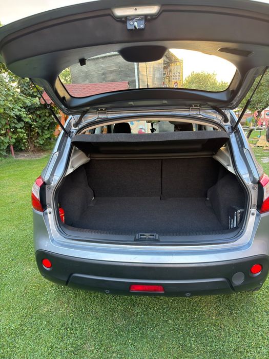 Vand Nissan Qashqai 1.6Benzina